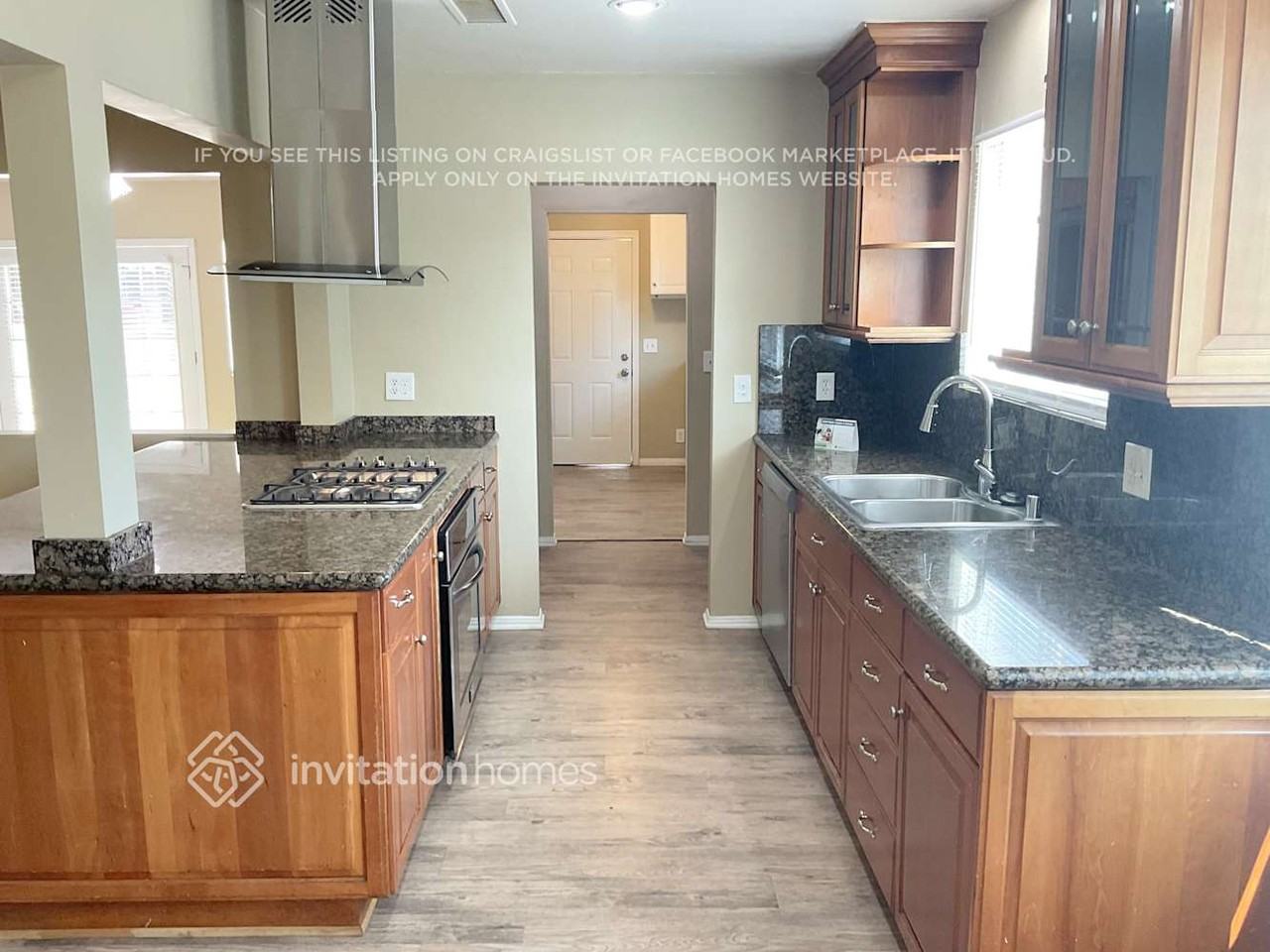 9930 Montgomery Ave - Photo 6 of 16