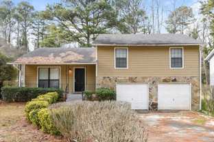 2465 Fairway Cir Sw - Photo 1 of 1