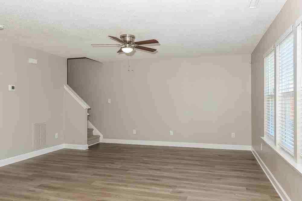 5309 Suntan Lake Dr - Photo 4 of 17