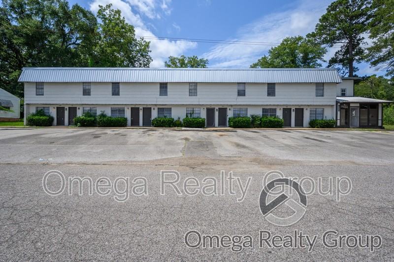 425 Oakwood Ave #421