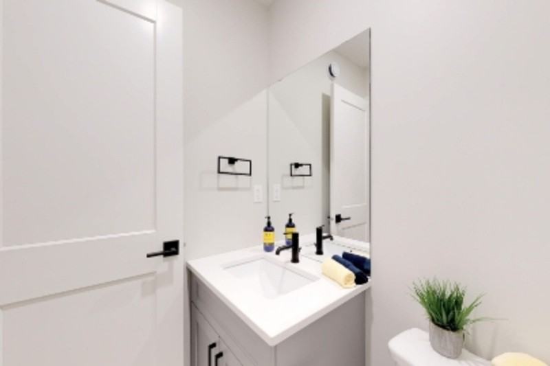 6407 177 Ave Nw - Photo 6 of 20