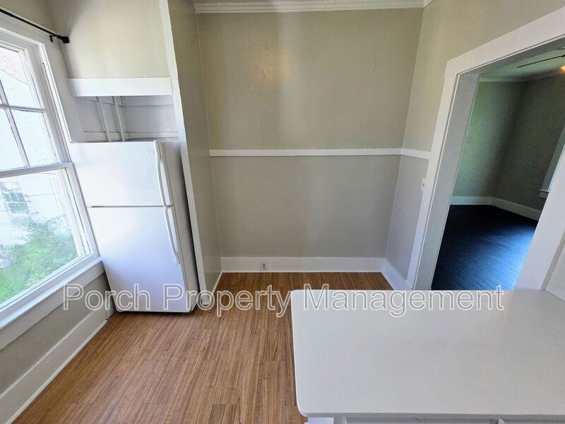 217 W Belmont St #217 - Photo 5 of 20