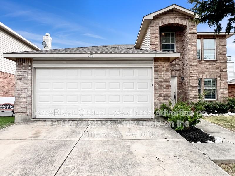 1912 Shasta View Dr - Photo 3 of 24