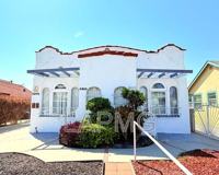 2417 S Burnside Ave - Photo 1 of 1