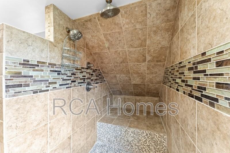 1006 Lexington Ave - Photo 4 of 16