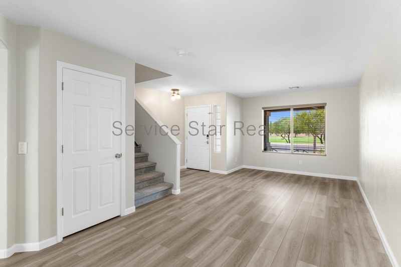 8514 S 49th Dr - Photo 2 of 27