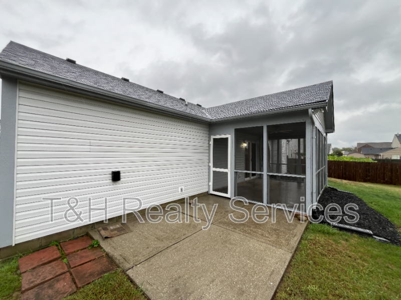 249 Pineview Dr - Photo 5 of 34