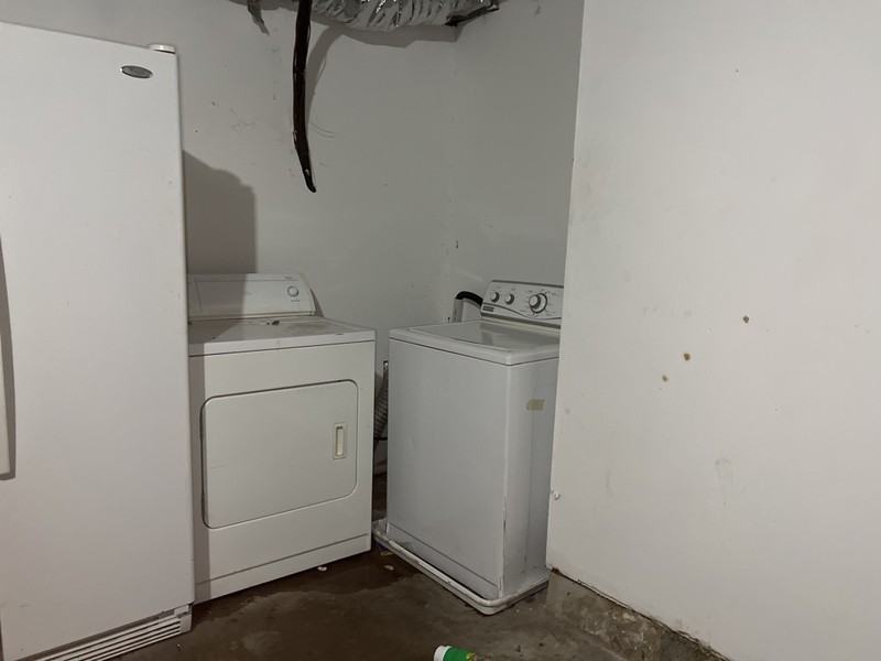 3300 Valley Bend Rd - Photo 4 of 6