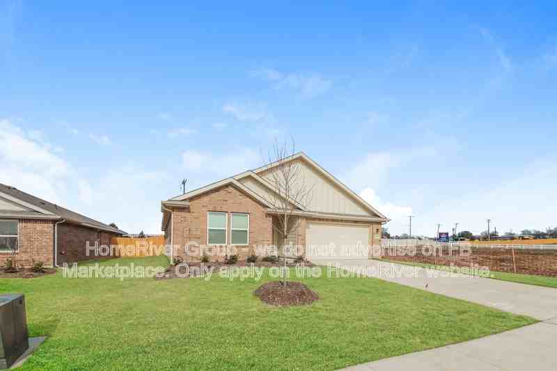 485 Norfolk Dr - Photo 3 of 22