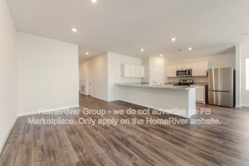 485 Norfolk Dr - Photo 5 of 22