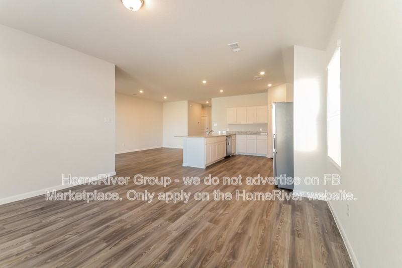 485 Norfolk Dr - Photo 6 of 22