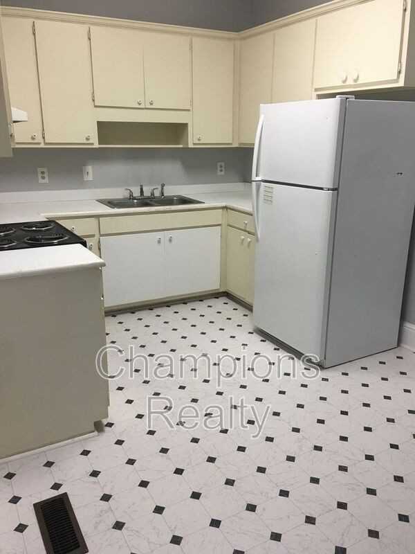 1540 14th Ave #A - Photo 3 of 6