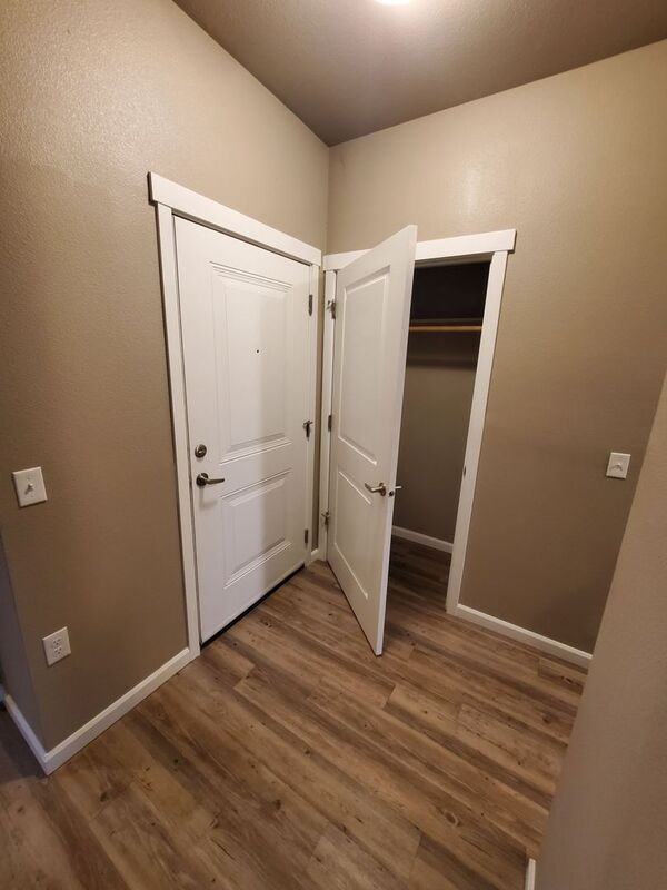 4245 Hawthorne Ave Ne Salem Or #203 - Photo 2 of 32