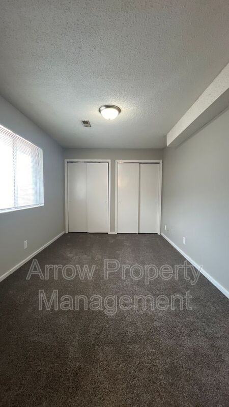 1119 E St #04 - Photo 7 of 10