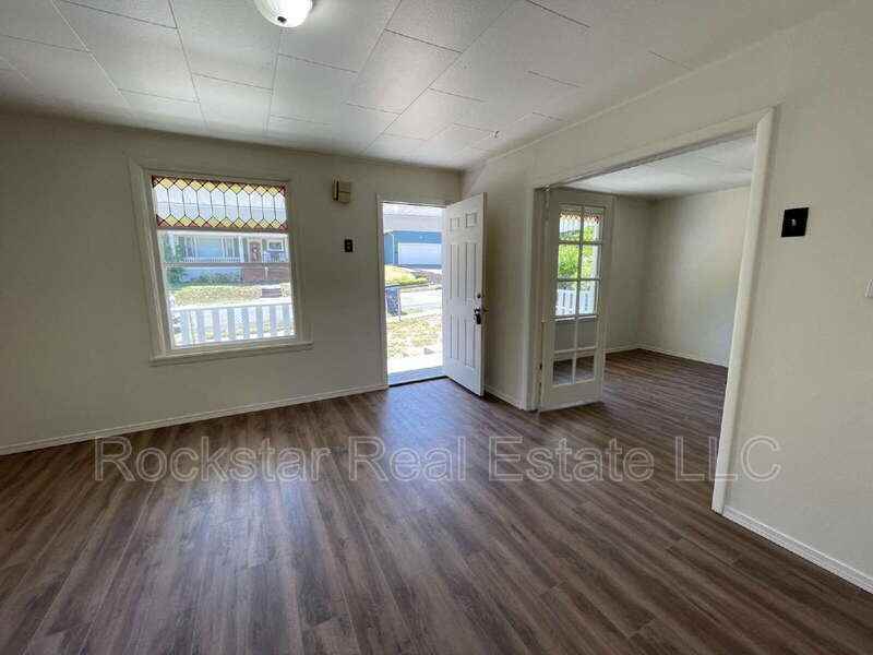 1011 E 12th Ave - Photo 2 of 17