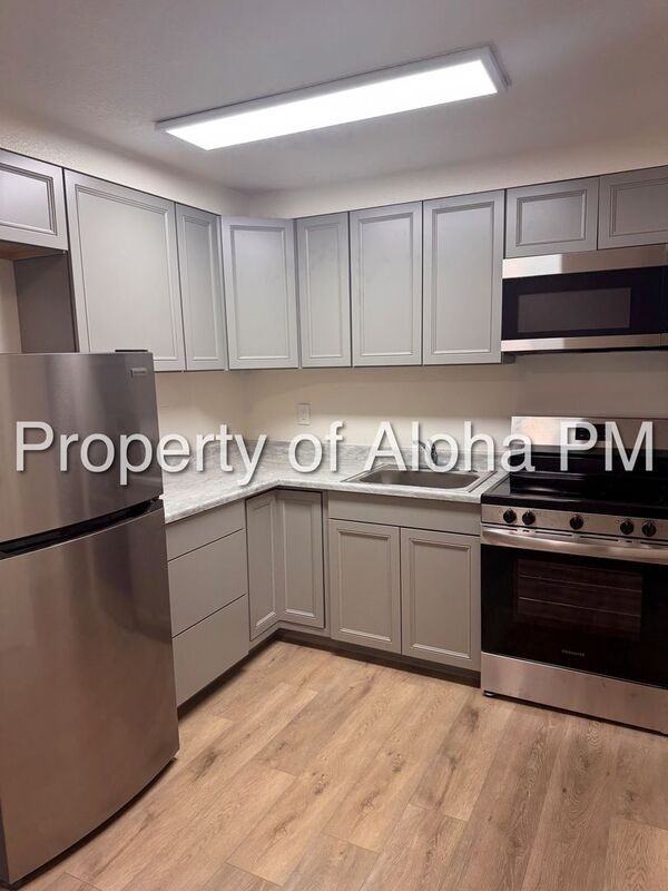 1760 S Barlow Ln - Photo 4 of 13
