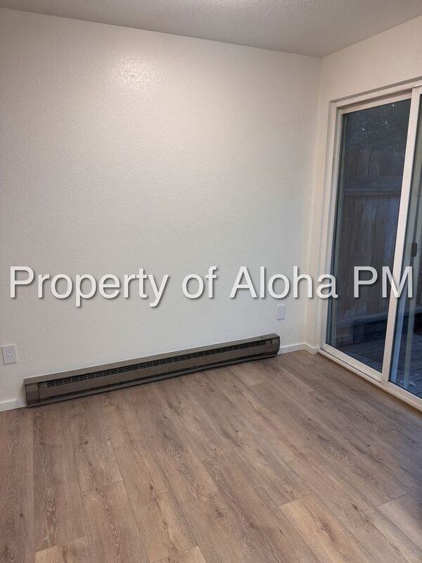 1760 S Barlow Ln - Photo 5 of 13