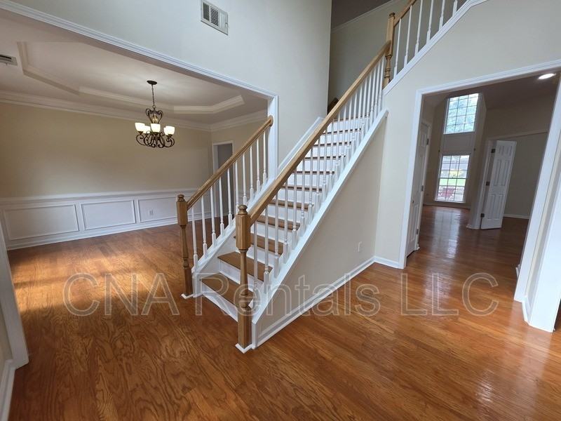 1713 Paramore Pl Ne - Photo 3 of 46