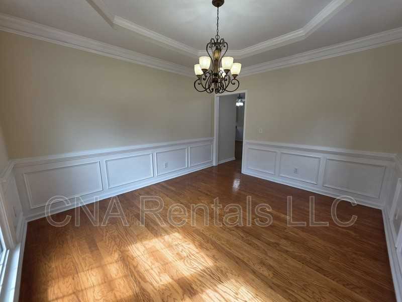 1713 Paramore Pl Ne - Photo 5 of 46