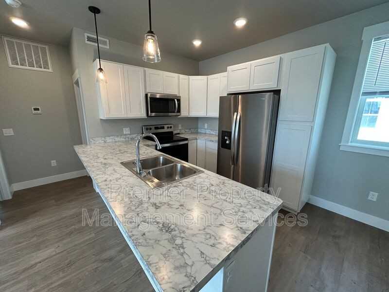 6041 Elysian Rd #202 - Photo 2 of 10