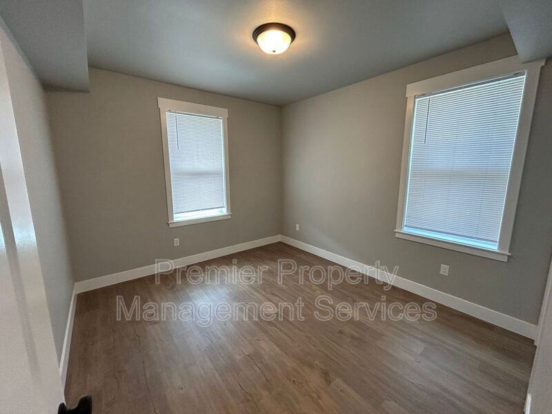 6041 Elysian Rd #202 - Photo 4 of 10