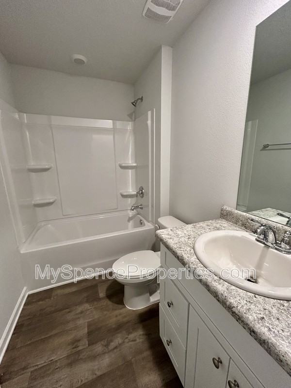 7789 Pin Oak Drive North - Photo 3 of 6