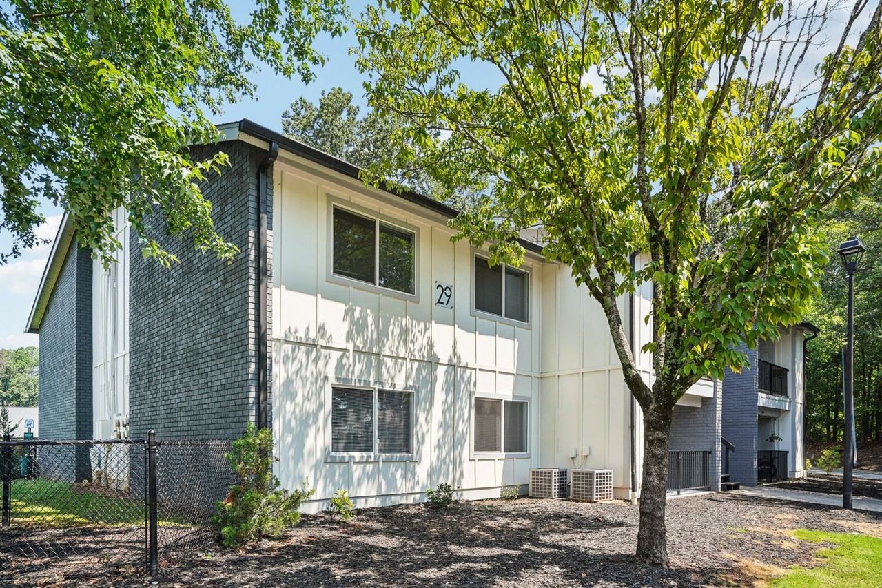 Dwell @ 750 - Photo 5 of 50