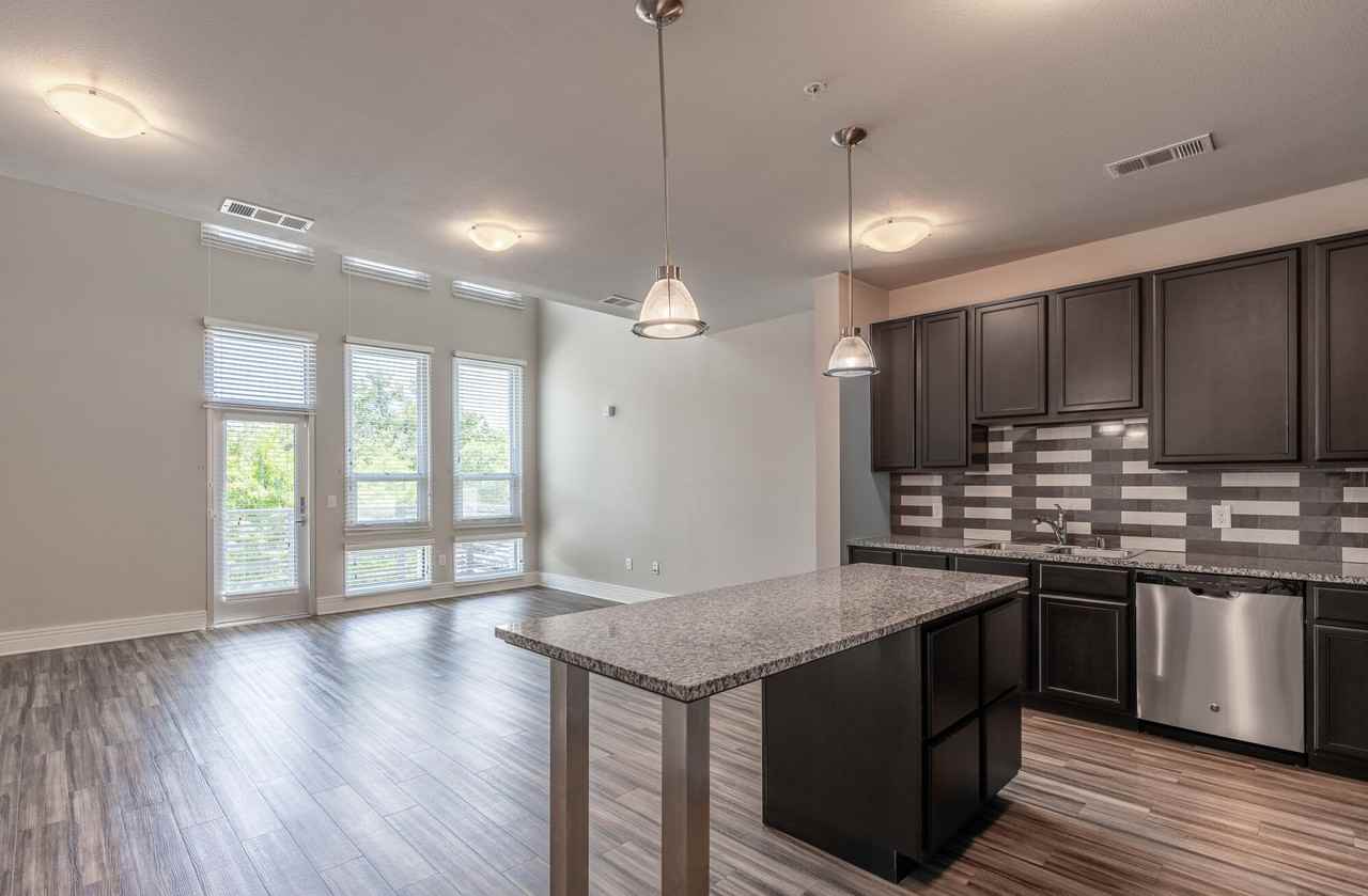 Oaks 5th Street Crossing at City Station - Photo 5 of 45