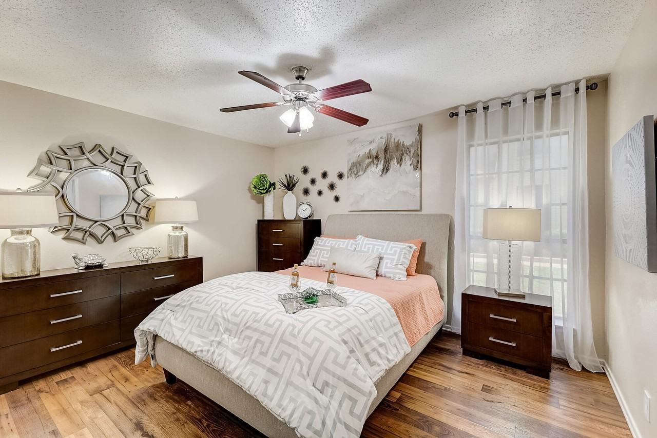 Manchester - Photo 6 of 14