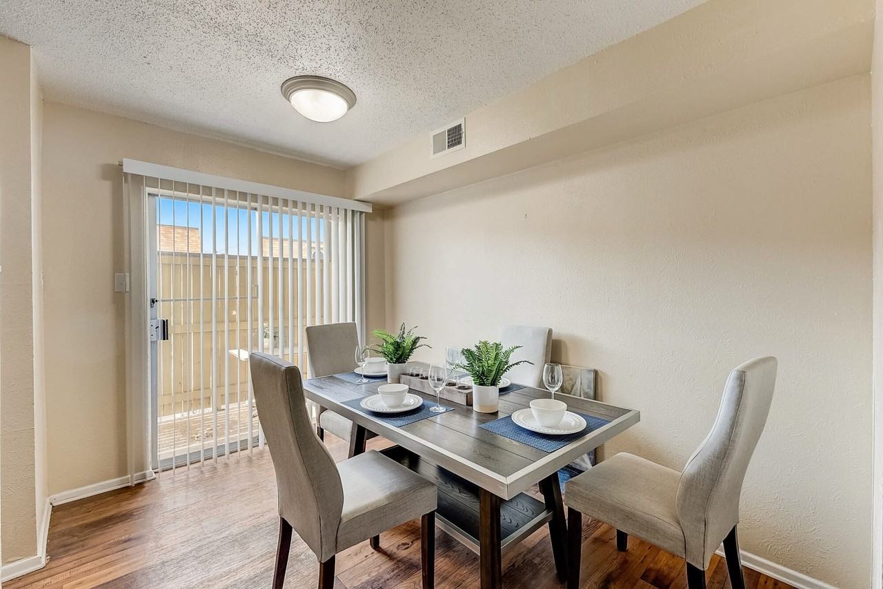 Manchester - Photo 4 of 14