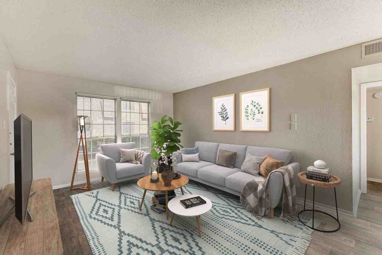 Manchester - Photo 2 of 14