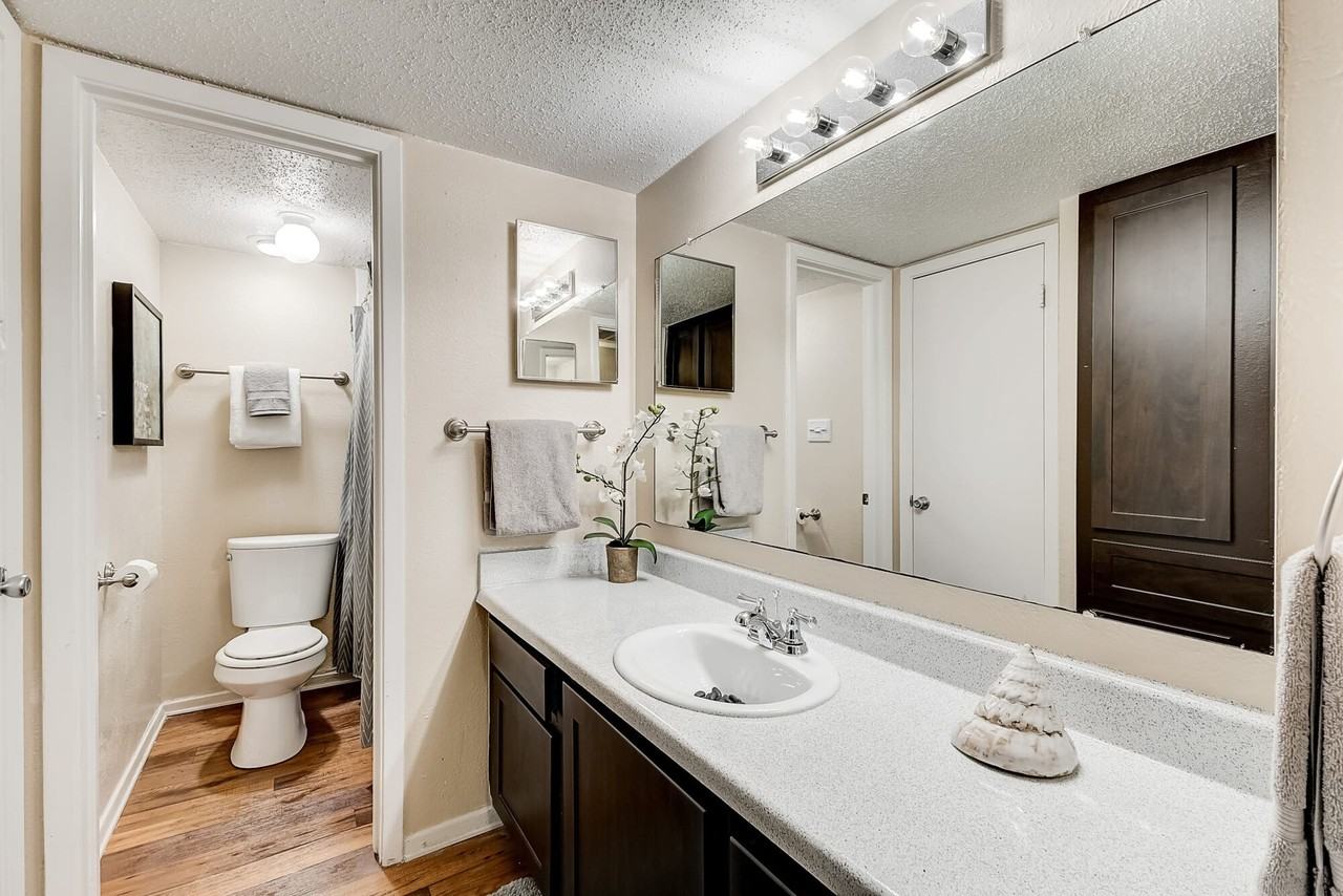 Manchester - Photo 7 of 14