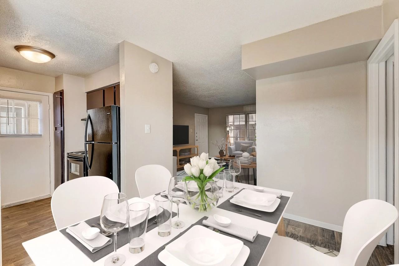 Manchester - Photo 5 of 14