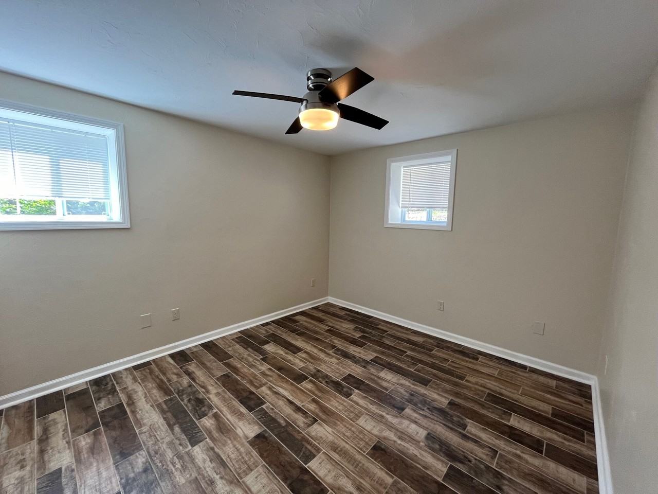 625 North Negley Avenue - Photo 6 of 17