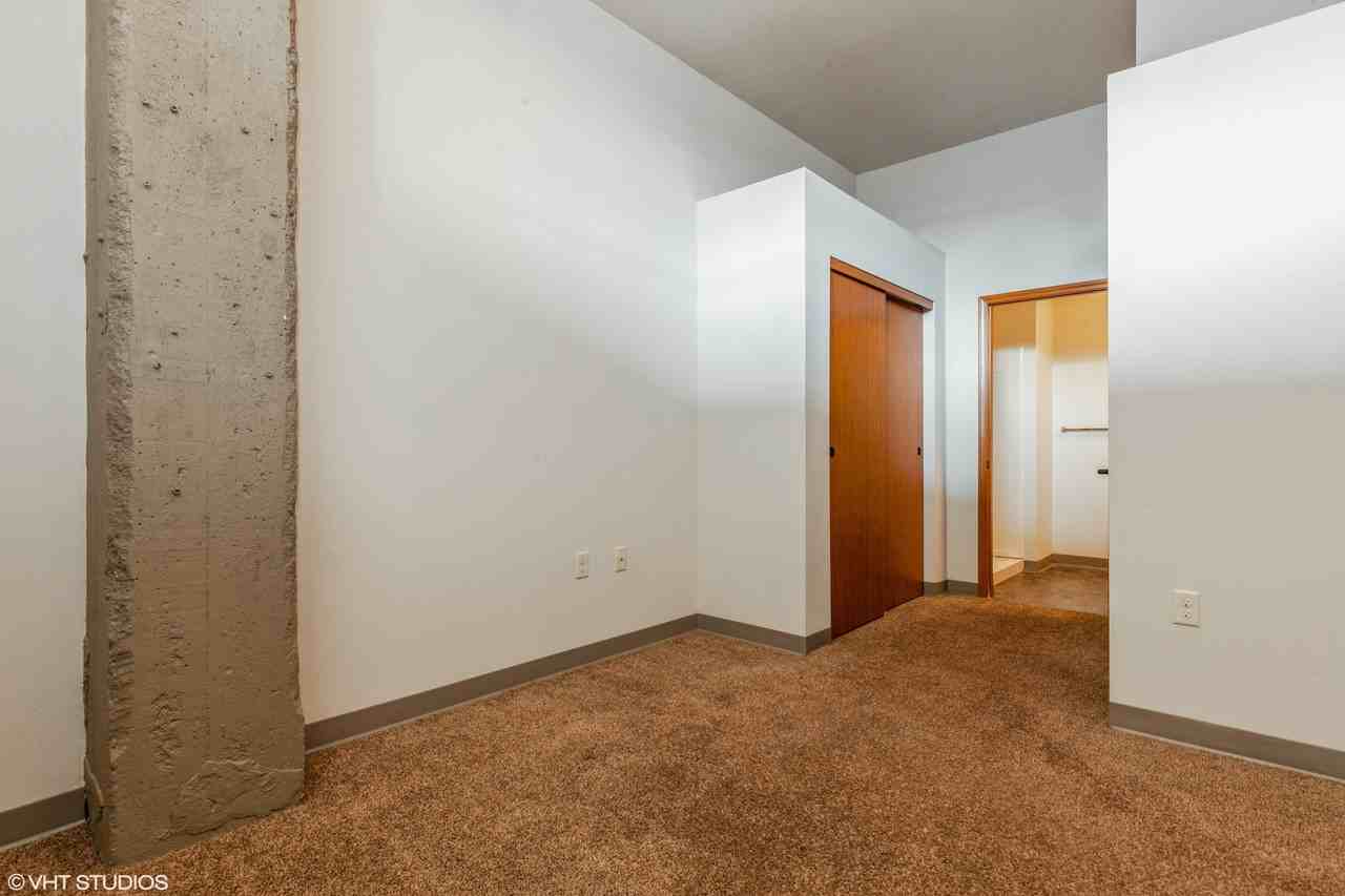 611 West National Avenue - Photo 3 of 50