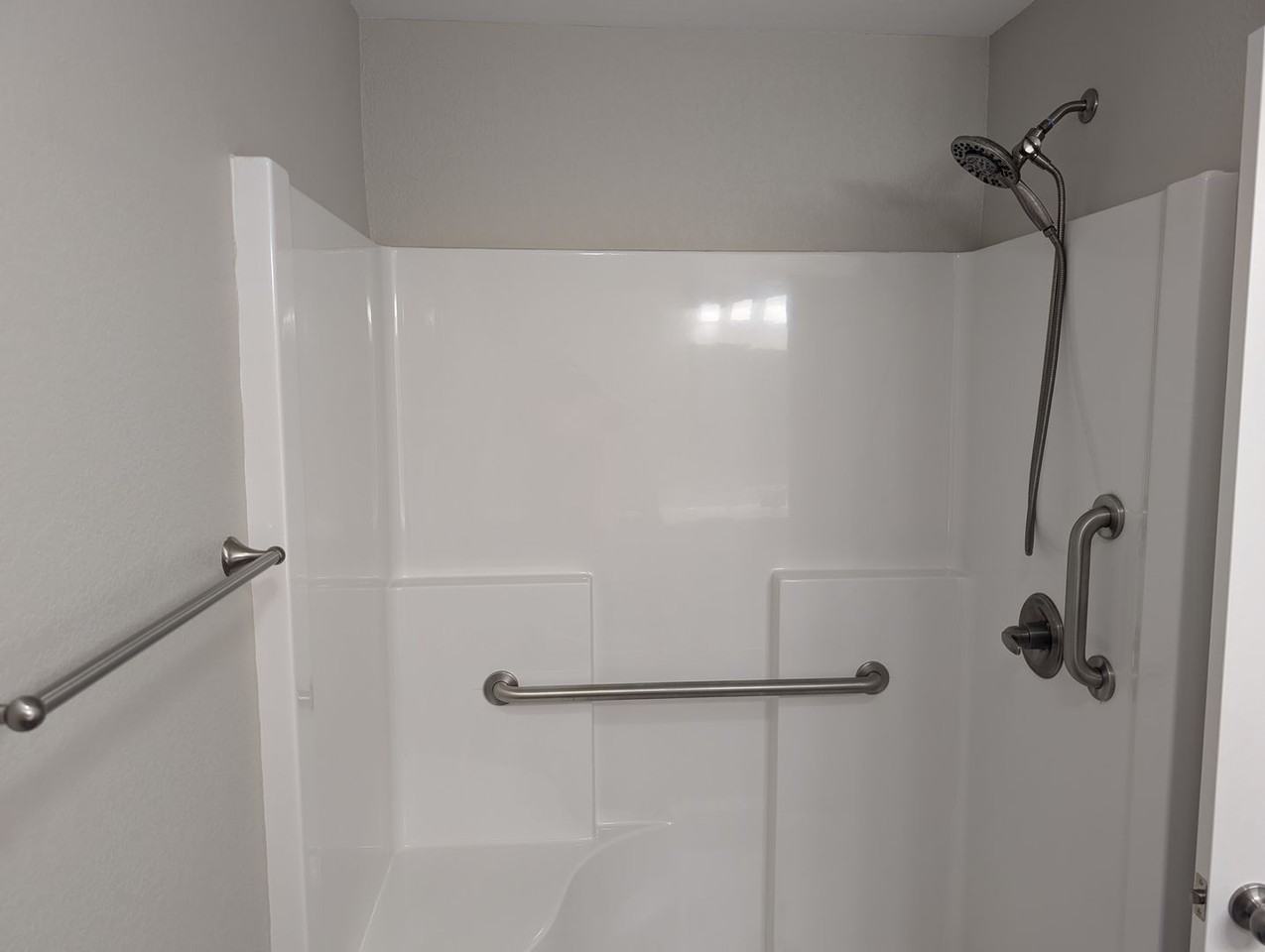 Country Club Farms - Photo 7 of 14