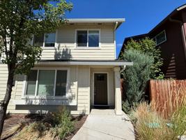 featured image of 792 Ne Copperleaf Loop