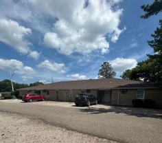 Charming 2 Bedroom, 1 Bathroom Unit in Thornville – Won’t Last Long! - Photo 1 of 1