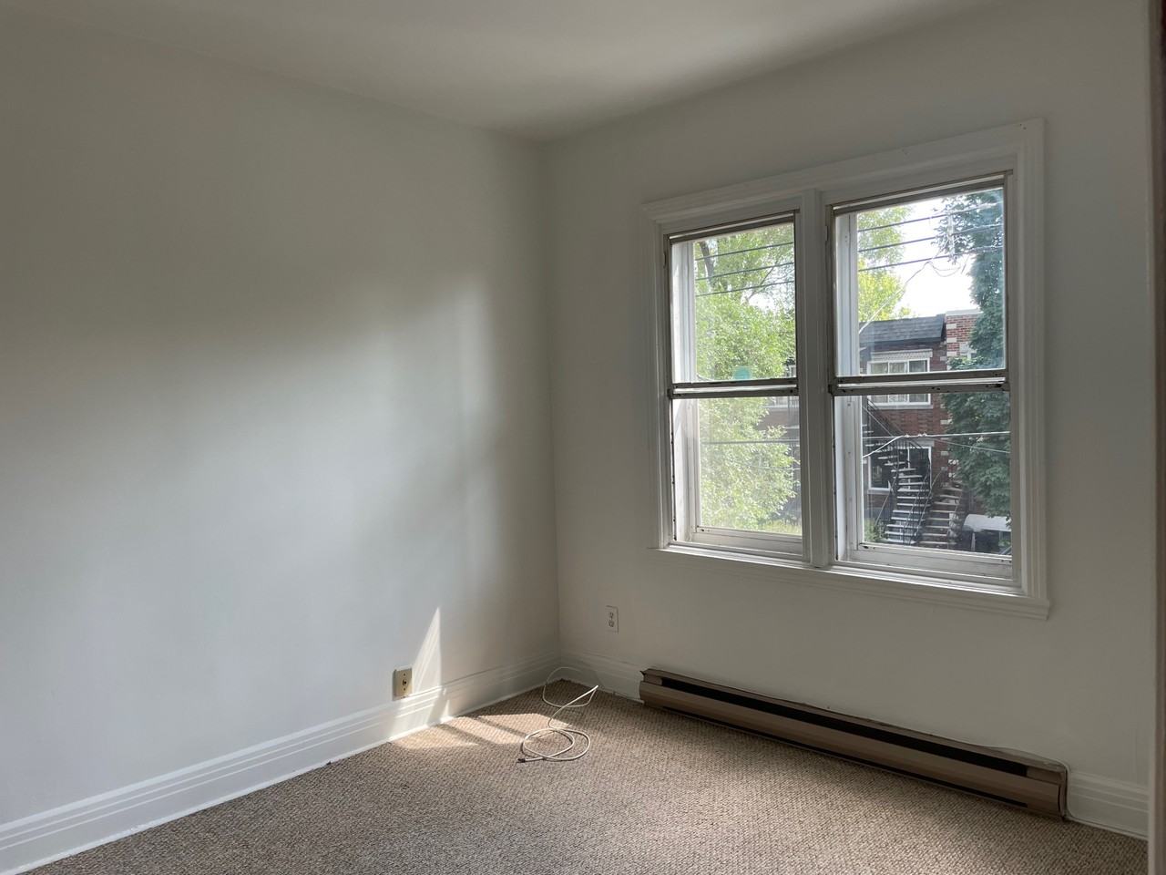 1549 Rue Springland - Photo 3 of 7