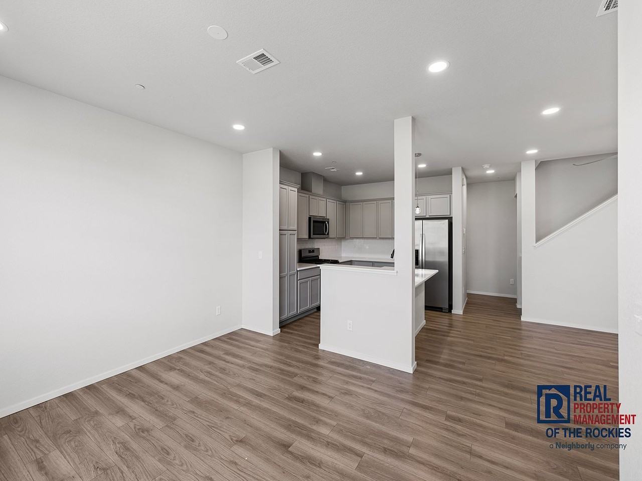 4804 Denys Dr - Photo 5 of 21