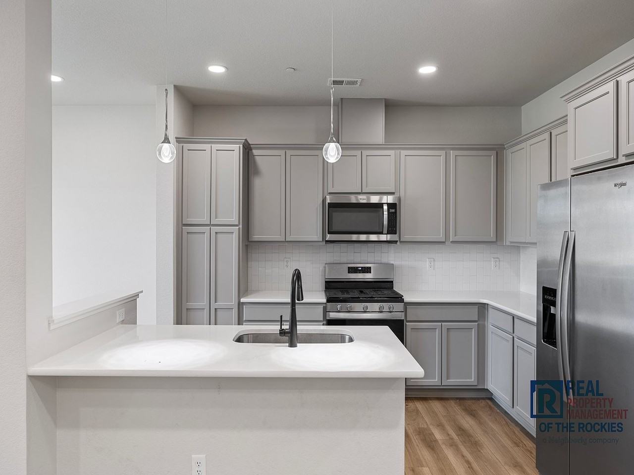 4804 Denys Dr - Photo 6 of 21