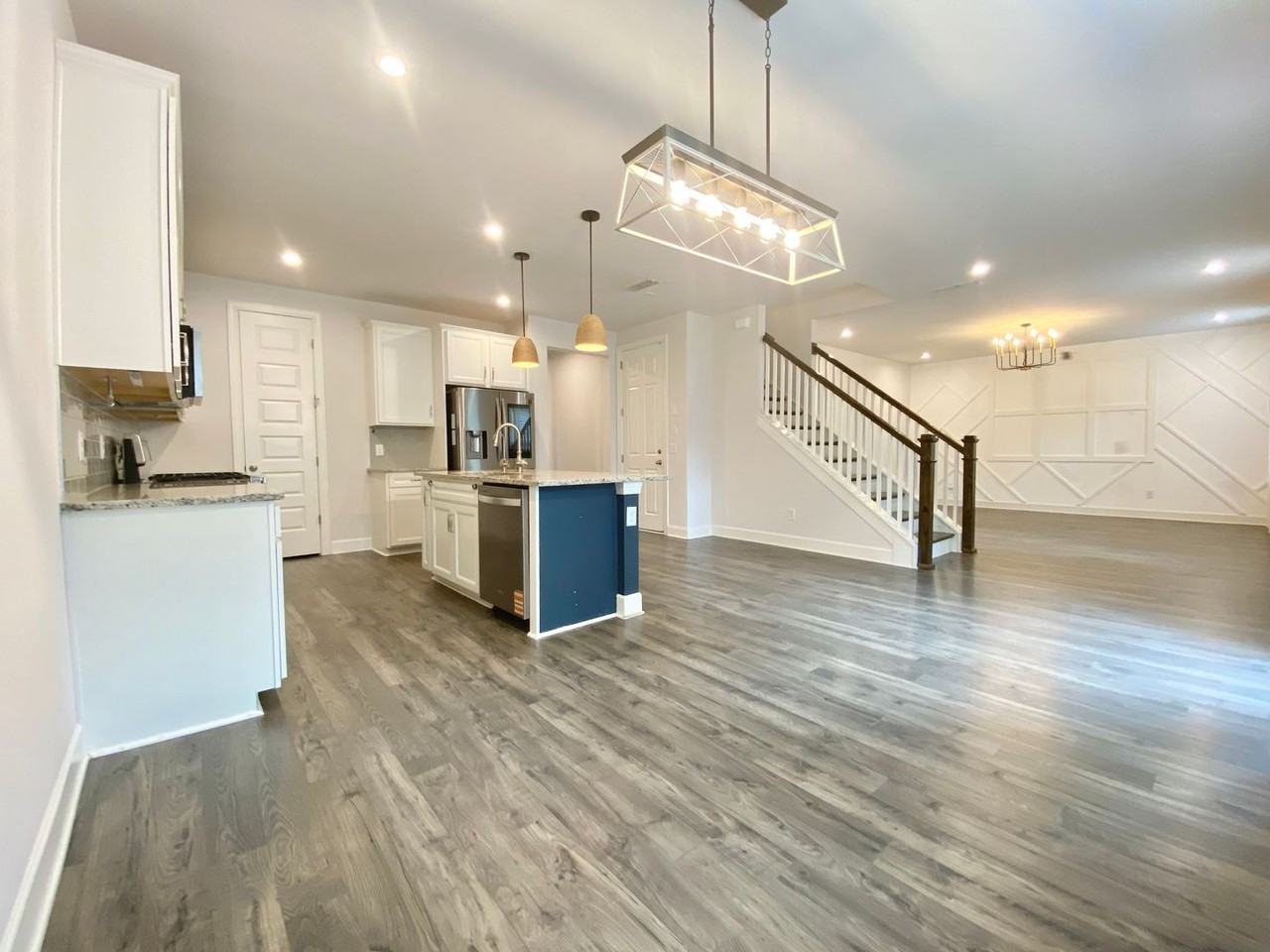 502 Doxford Dr - Photo 5 of 44