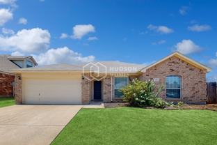 236 Carriage Dr - Photo 1 of 1