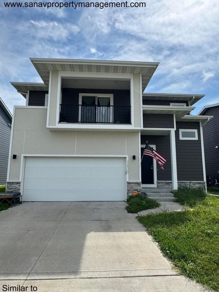 1409 Northeast Polk Drive - Photo 2 of 21