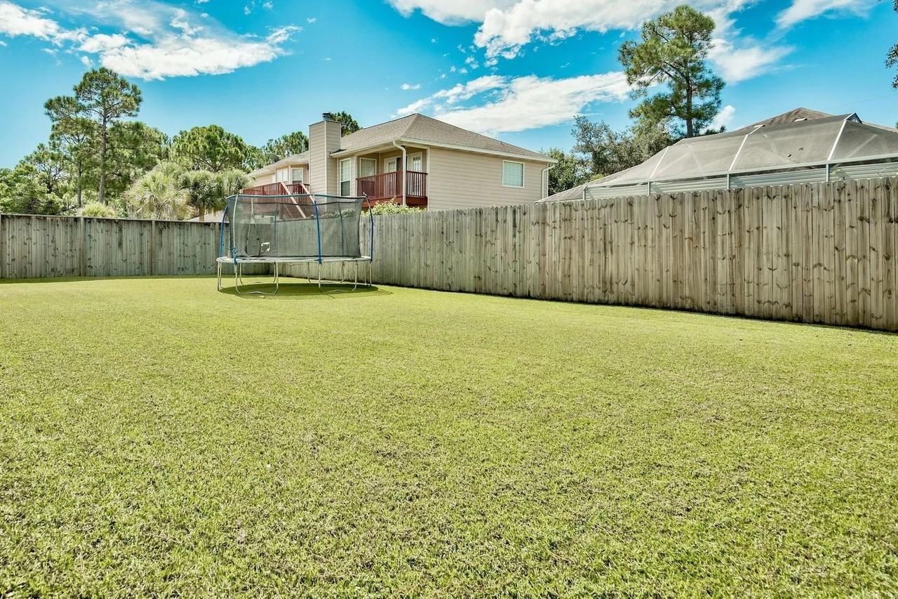 989 Forest Shore Dr - Photo 4 of 42