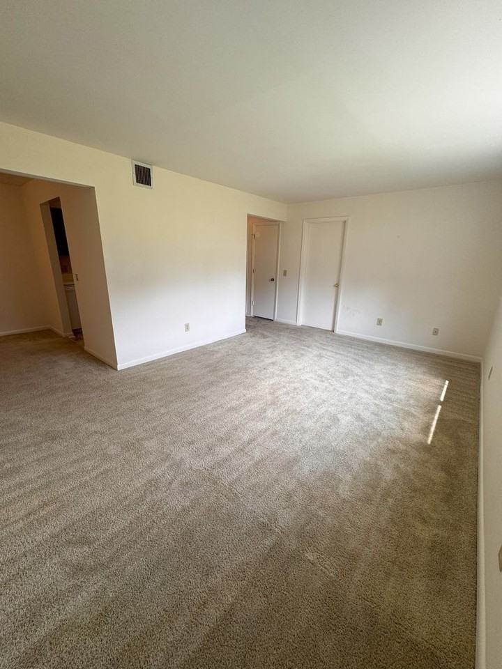 301 Piedmont - Photo 7 of 18
