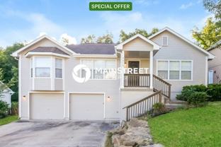 5213 S Powell Ave - Photo 1 of 1