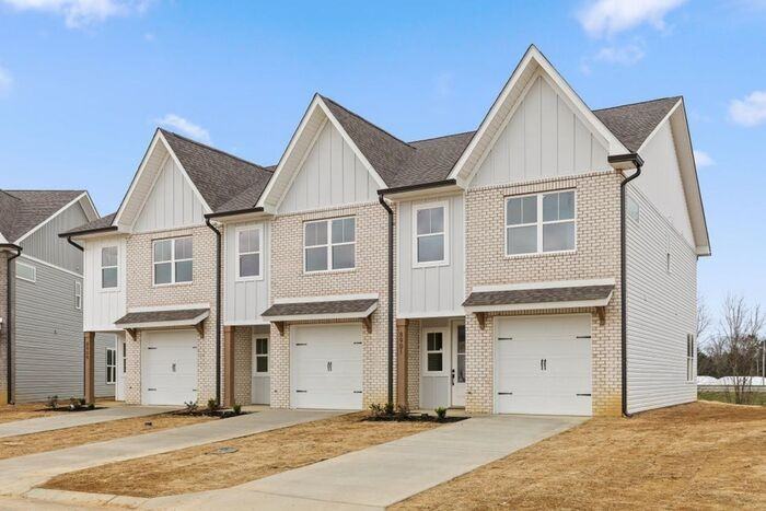 8807 James Creek Dr - Photo 2 of 18