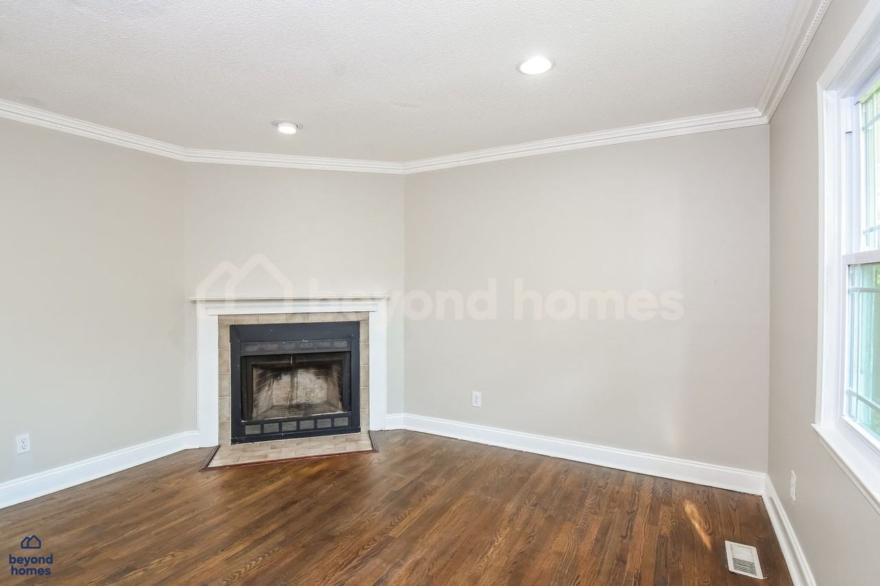 3230 Social Circle - Photo 5 of 30