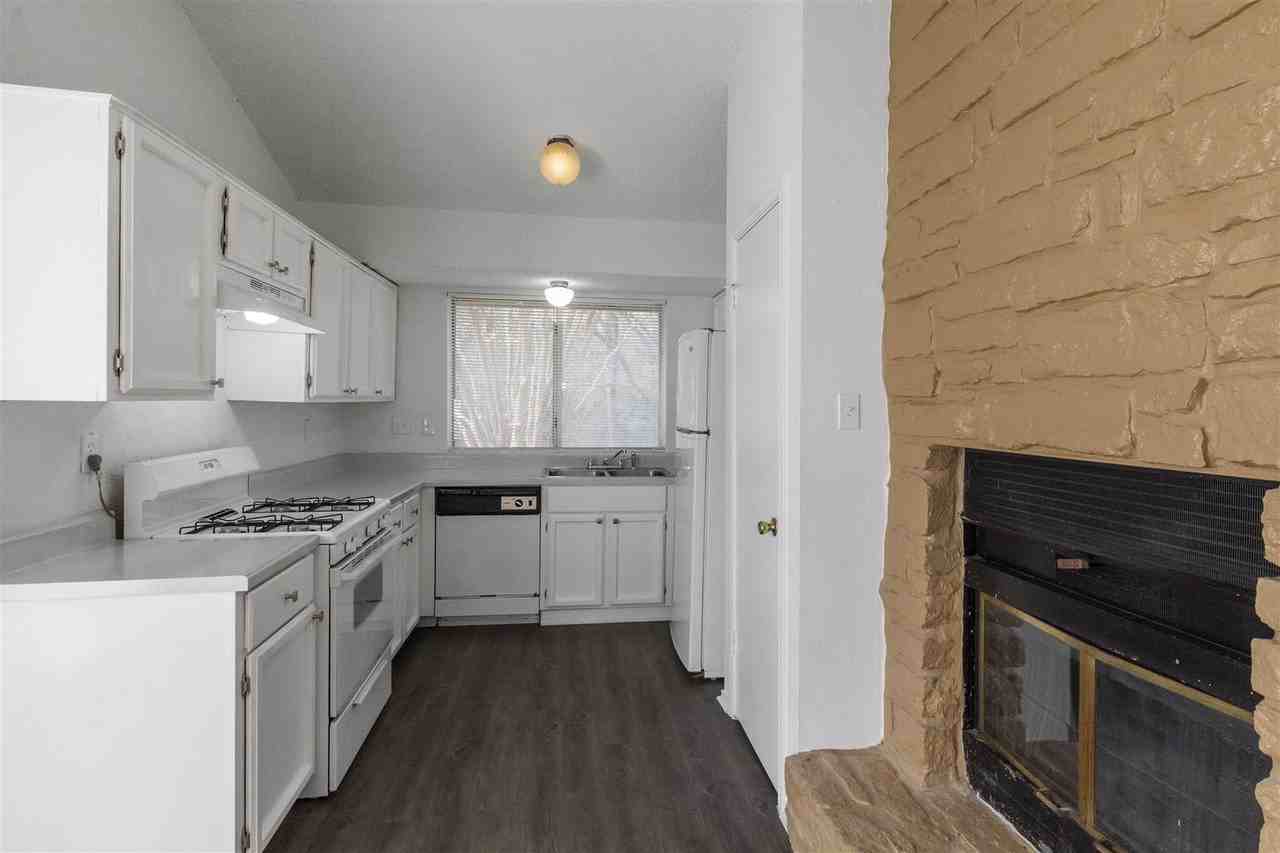 4608 Bundyhill Dr - Photo 4 of 12